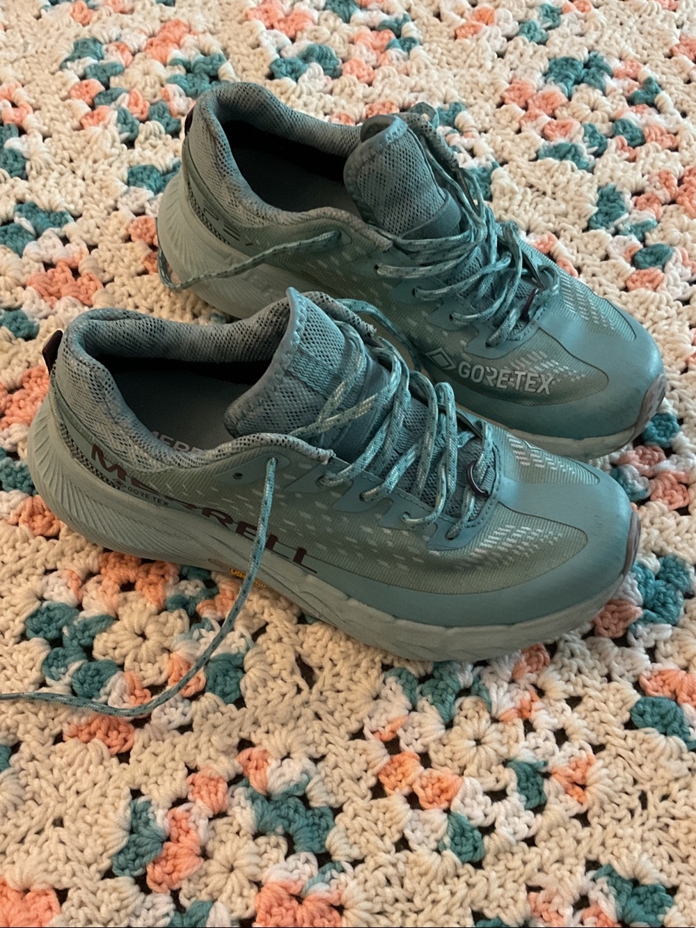 Merrell Women’s  Goretex size 6  Agility Peak  - Teal Blue